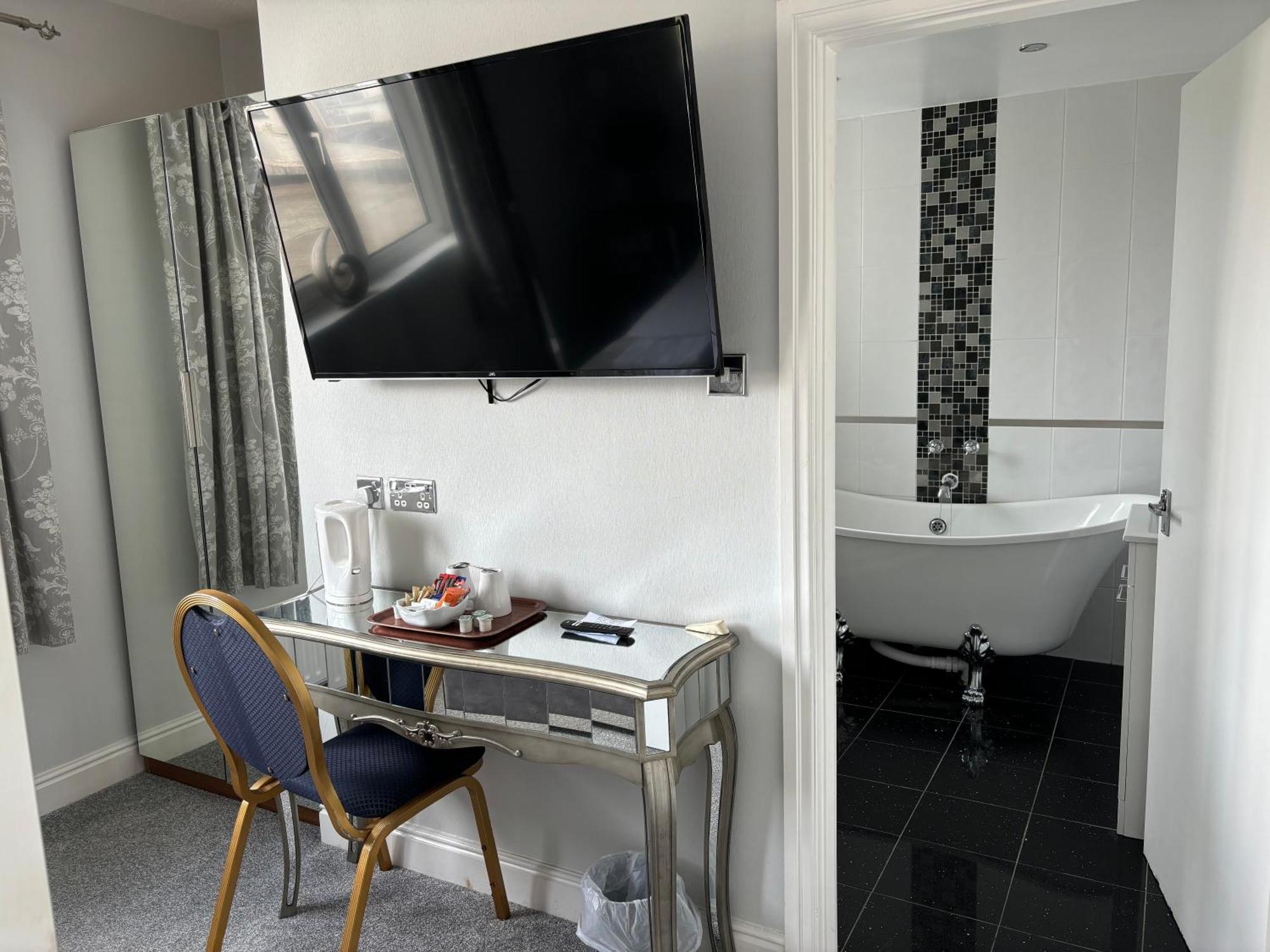 Solway Lodge Hotel غريتنا غرين المظهر الخارجي الصورة